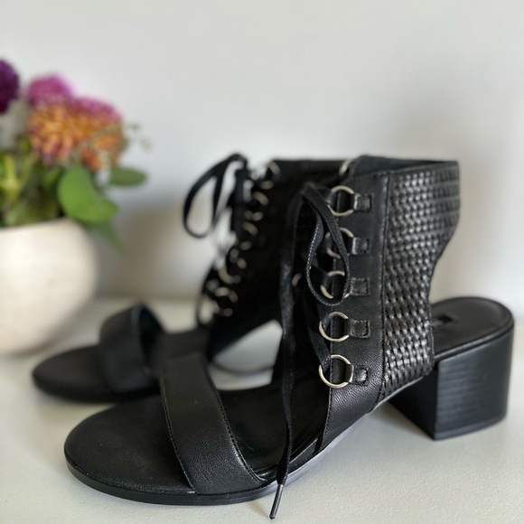 Senso black leather low heel lace up sandals - size 40 / US 9 - Picture 3 of 8